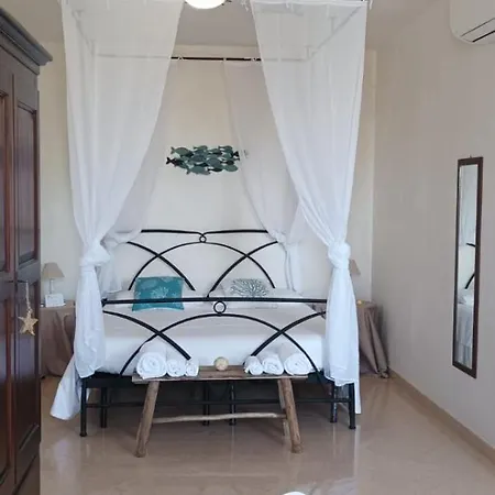 Bed & Breakfast Striari Otranto